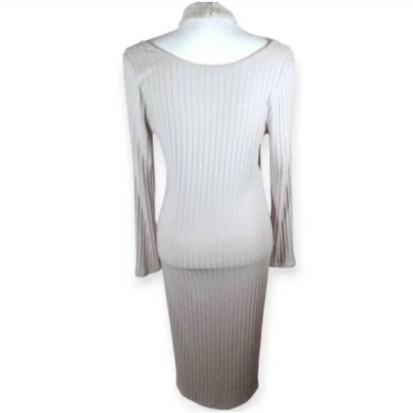 CHARLOTTE RUSSE CREAM BODYCON TURTLENECK CUTOUT DRESS SZ.L EUC. - Picture 6 of 8